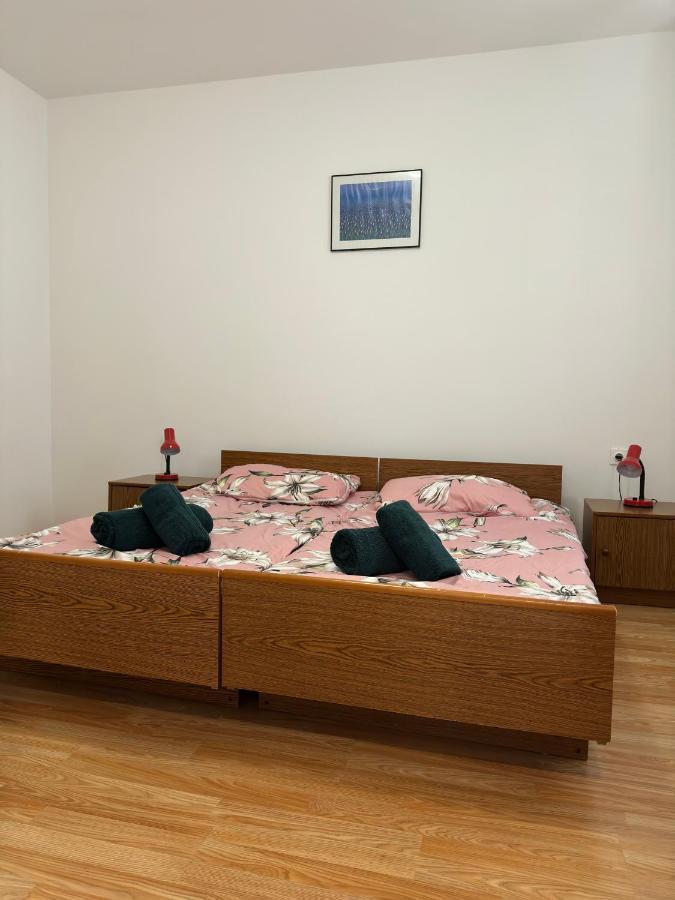 Apartmani Marko Novalja Eksteriør bilde