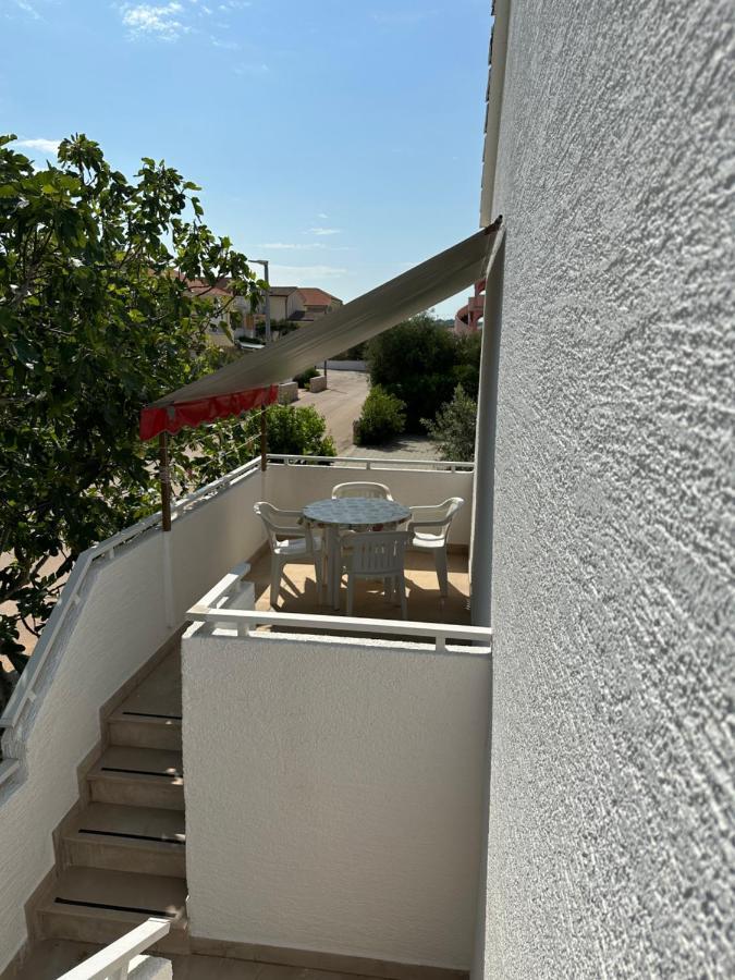 Apartmani Marko Novalja Eksteriør bilde
