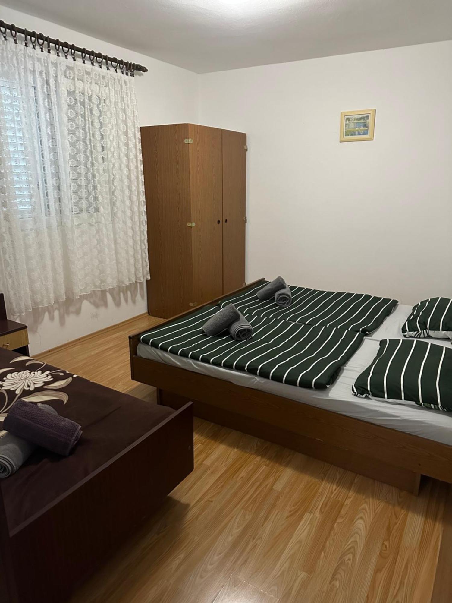Apartmani Marko Novalja Eksteriør bilde